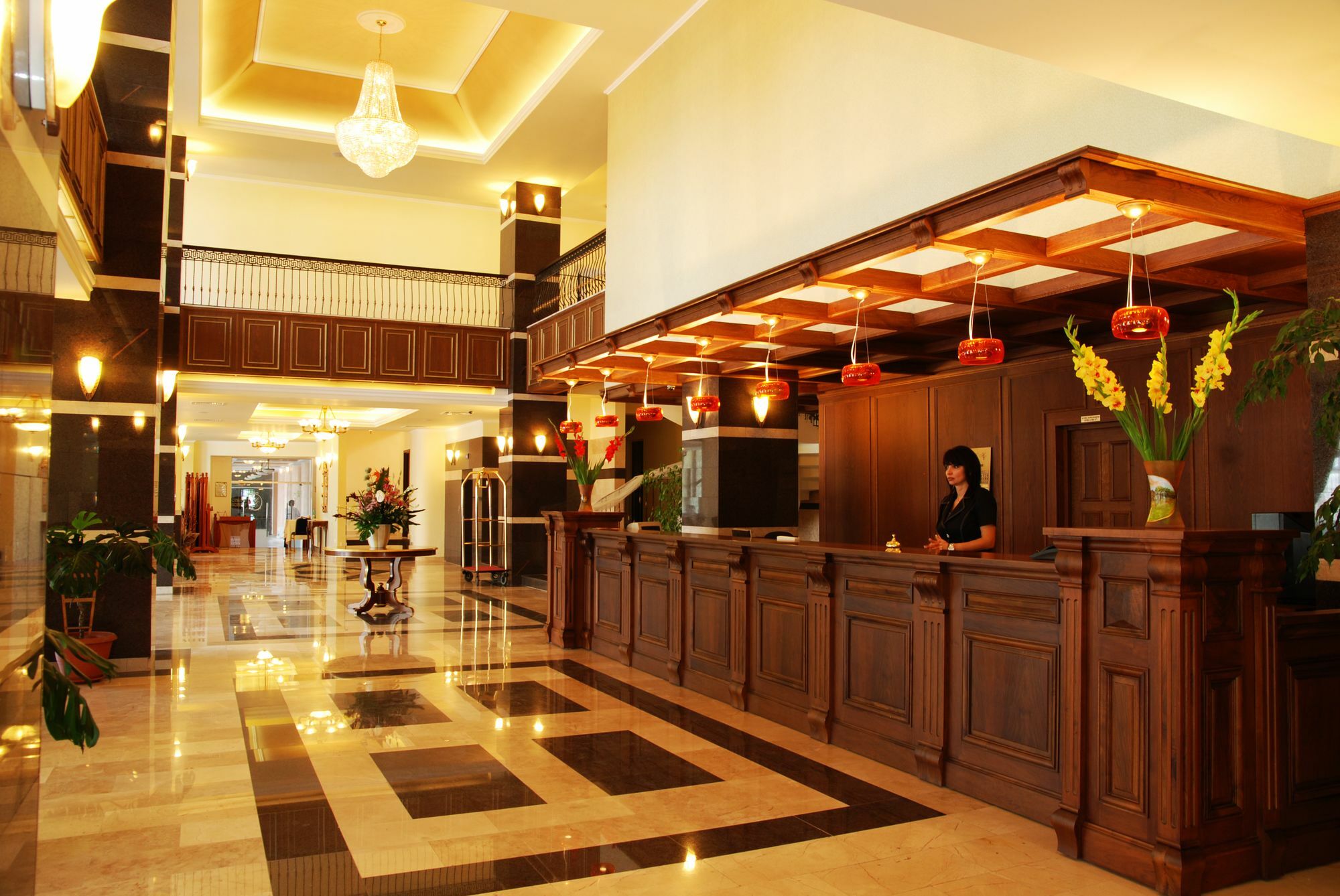 Hotel Central Ploieşti Exterior foto